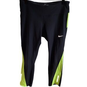 Nike Dri Fit cropped leggings - black/green